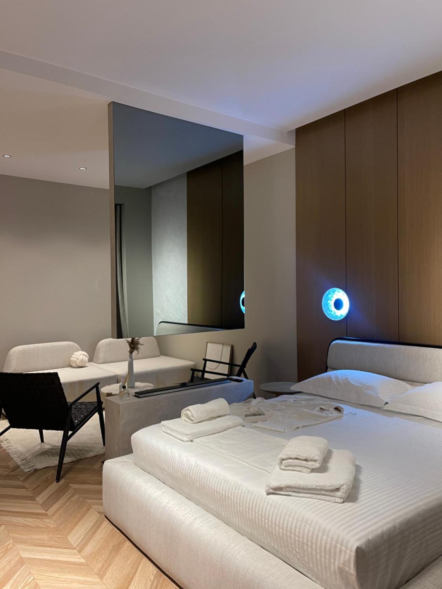 Square Inn Garden Aparthotel Tirana Eksteriør billede