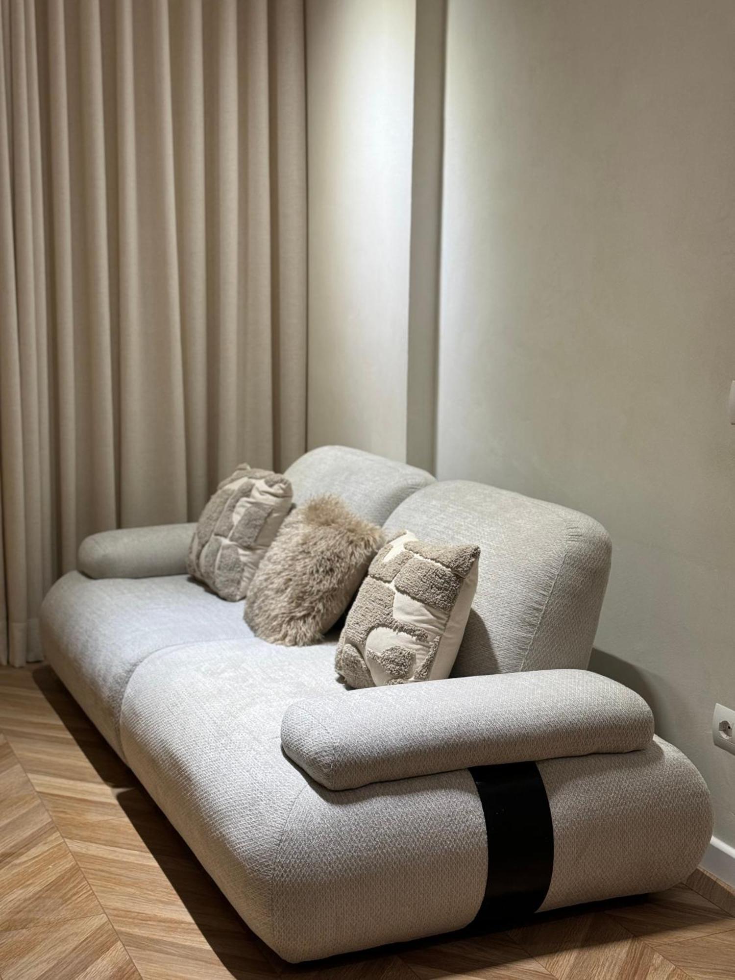 Square Inn Garden Aparthotel Tirana Eksteriør billede