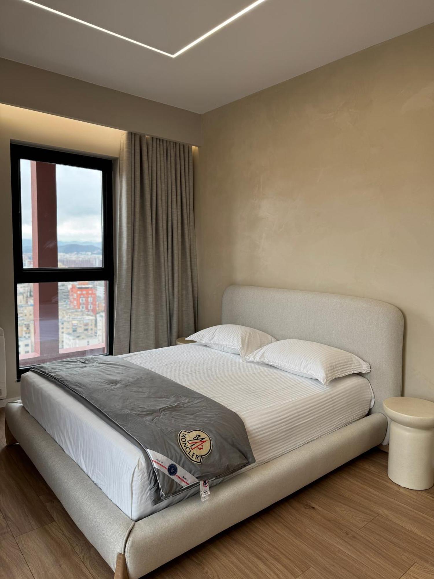 Square Inn Garden Aparthotel Tirana Eksteriør billede