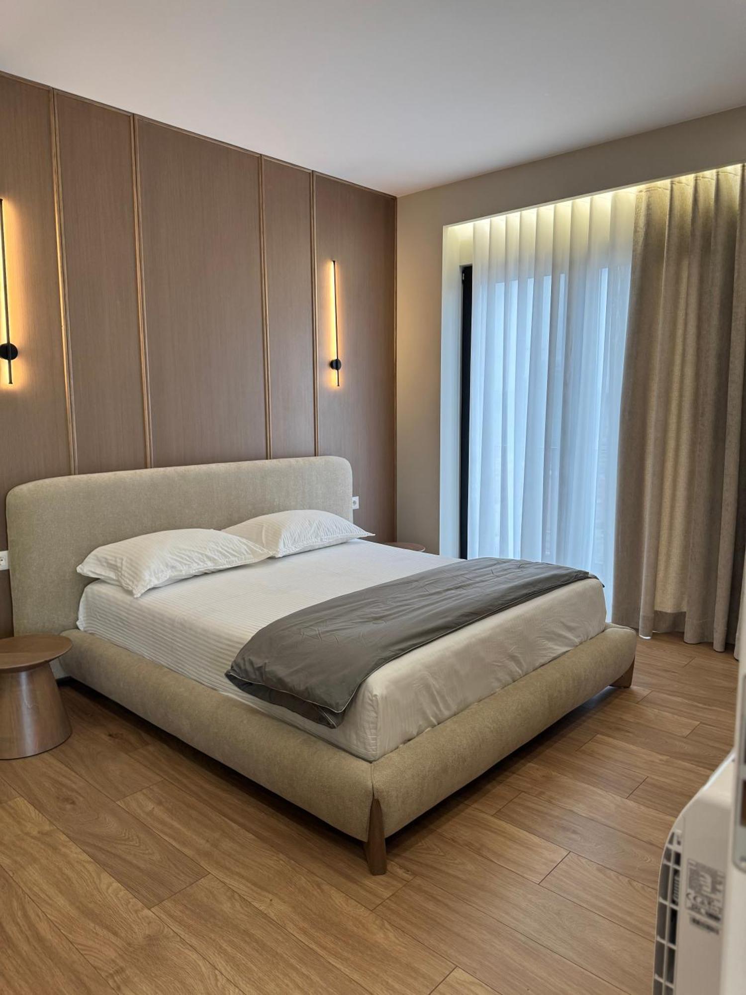 Square Inn Garden Aparthotel Tirana Eksteriør billede