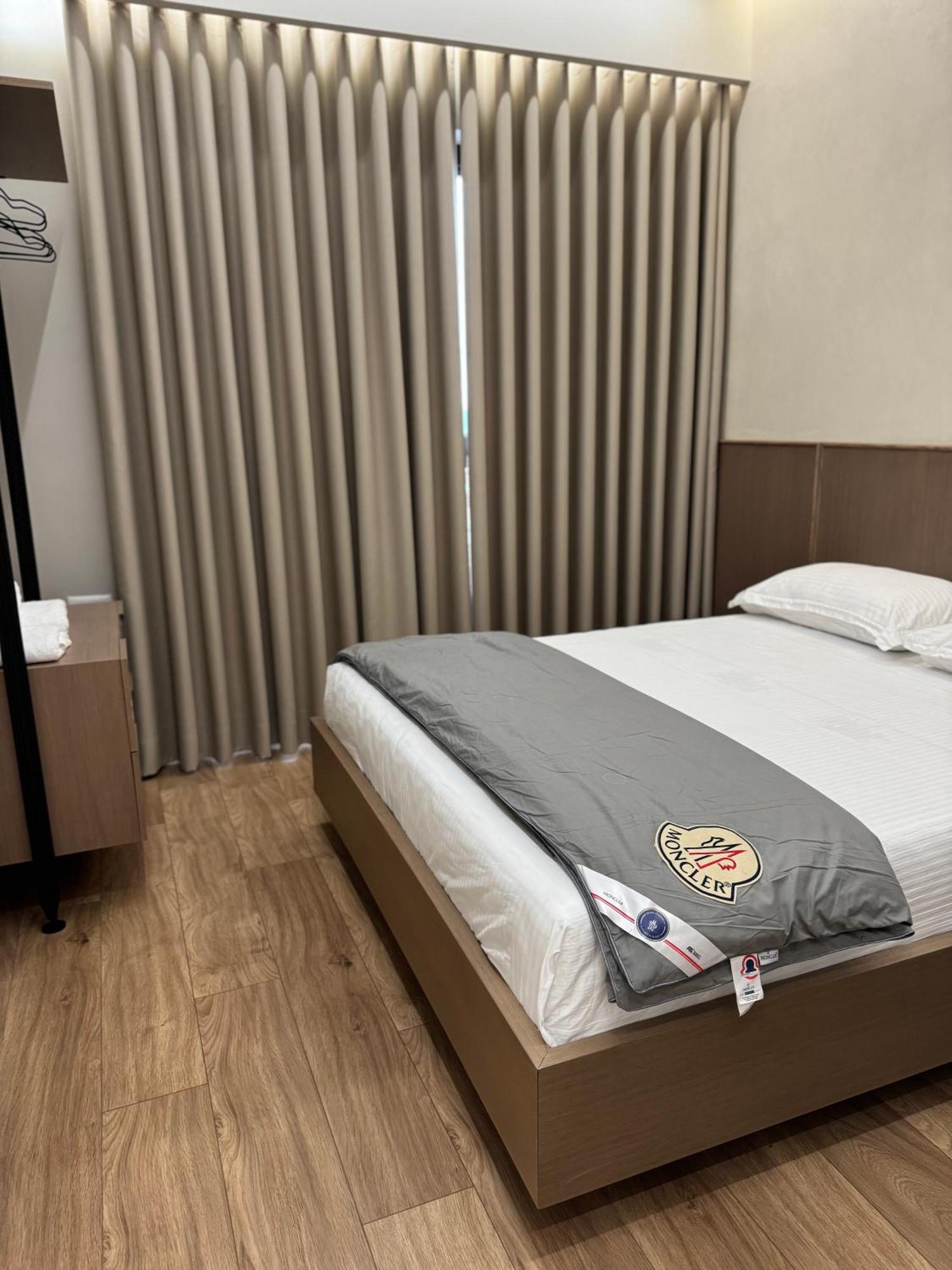 Square Inn Garden Aparthotel Tirana Eksteriør billede